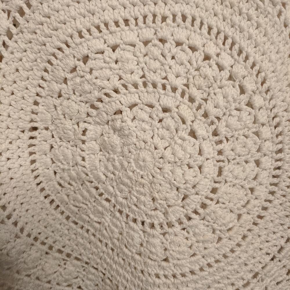 H&M Croched festival top - Picture 2 of 5